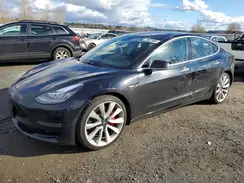 5YJ3E1EB4JF069808 2018 TESLA MODEL 3