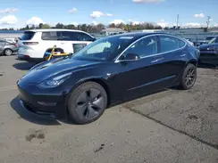 5YJ3E1EB4JF070473 2018 TESLA MODEL 3
