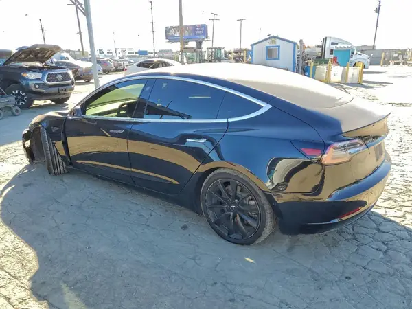 5YJ3E1EB4JF071512 2018 TESLA MODEL 3 - Image 2