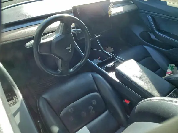 5YJ3E1EB4JF071512 2018 TESLA MODEL 3 - Image 8