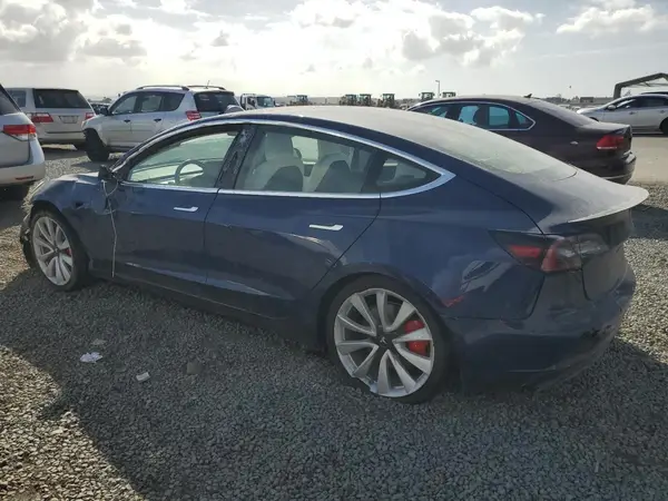 5YJ3E1EB4JF074247 2018 TESLA MODEL 3 - Image 2