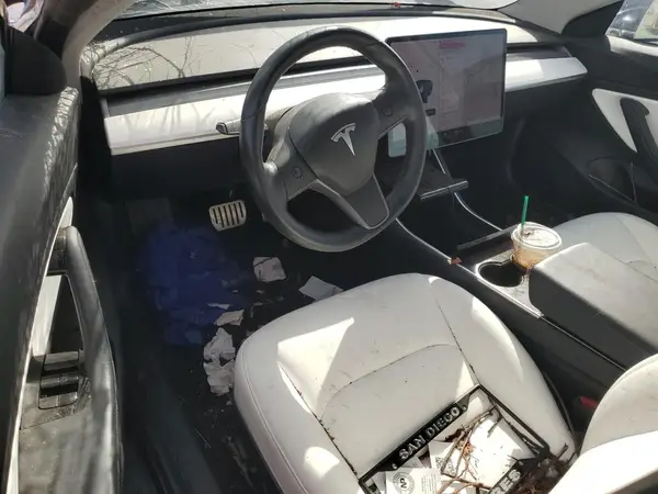 5YJ3E1EB4JF074247 2018 TESLA MODEL 3 - Image 8