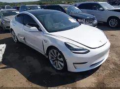 5YJ3E1EB4JF074569 2018 TESLA MODEL 3