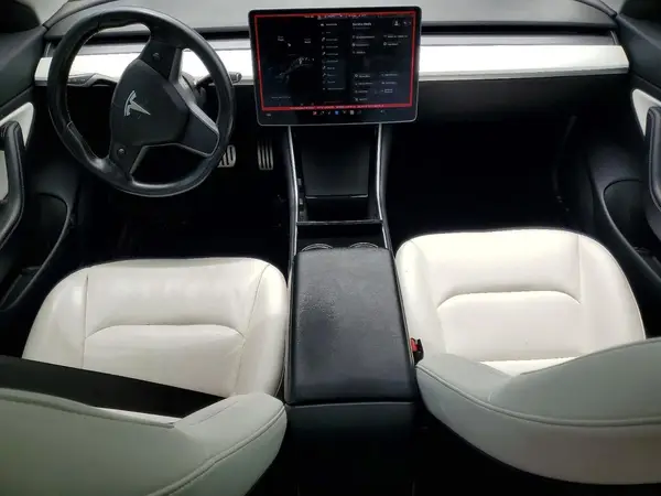 5YJ3E1EB4JF079321 2018 TESLA MODEL 3 - Image 8