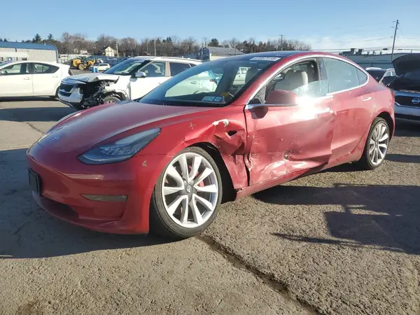 5YJ3E1EB4JF079934 2018 TESLA MODEL 3 - Image 1