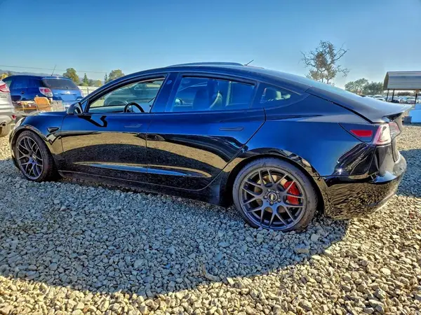 5YJ3E1EB4JF082350 2018 TESLA MODEL 3 - Image 2