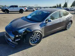 5YJ3E1EB4JF083112 2018 TESLA MODEL 3