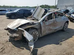 5YJ3E1EB4JF083496 2018 TESLA MODEL 3