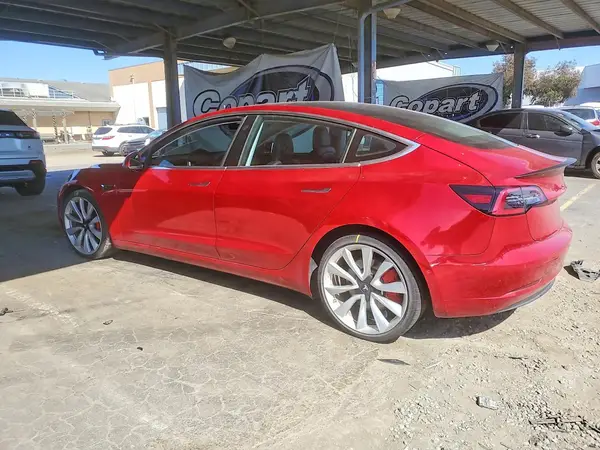 5YJ3E1EB4JF083742 2018 TESLA MODEL 3 - Image 2