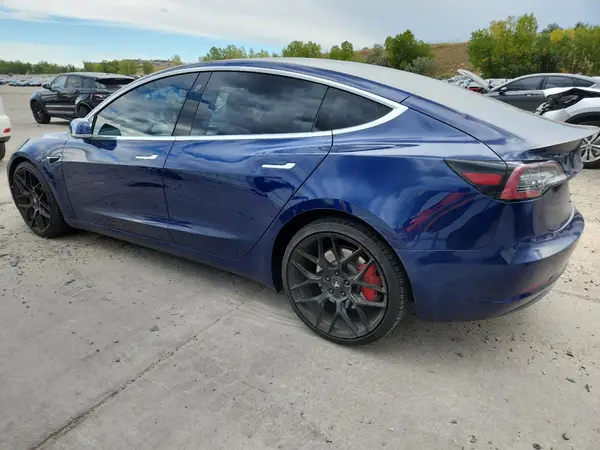 5YJ3E1EB4JF083935 2018 TESLA MODEL 3 - Image 2