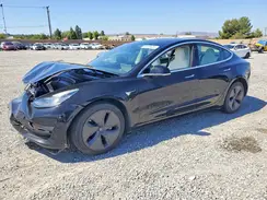 5YJ3E1EB4JF085801 2018 TESLA MODEL 3