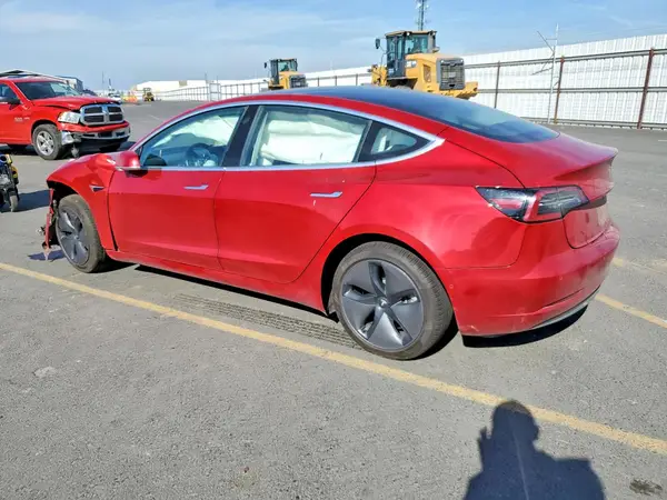 5YJ3E1EB4JF085832 2018 TESLA MODEL 3 - Image 2