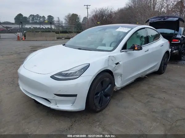 5YJ3E1EB4JF086012 2018 TESLA MODEL 3 - Image 2