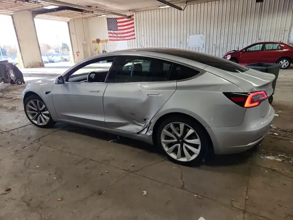 5YJ3E1EB4JF087614 2018 TESLA MODEL 3 - Image 2