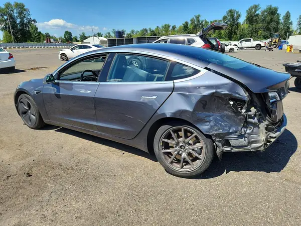 5YJ3E1EB4JF089766 2018 TESLA MODEL 3 - Image 2