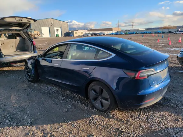 5YJ3E1EB4JF090237 2018 TESLA MODEL 3 - Image 2