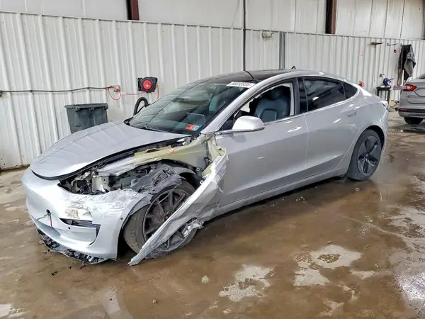 5YJ3E1EB4JF091114 2018 TESLA MODEL 3 - Image 1