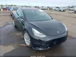 5YJ3E1EB4JF092960 2018 TESLA MODEL 3