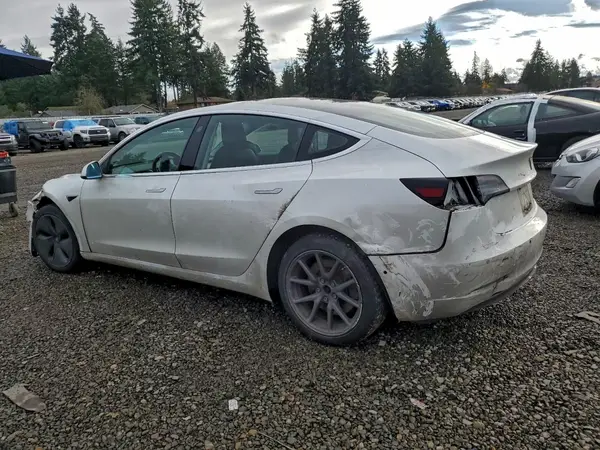 5YJ3E1EB4JF094854 2018 TESLA MODEL 3 - Image 2