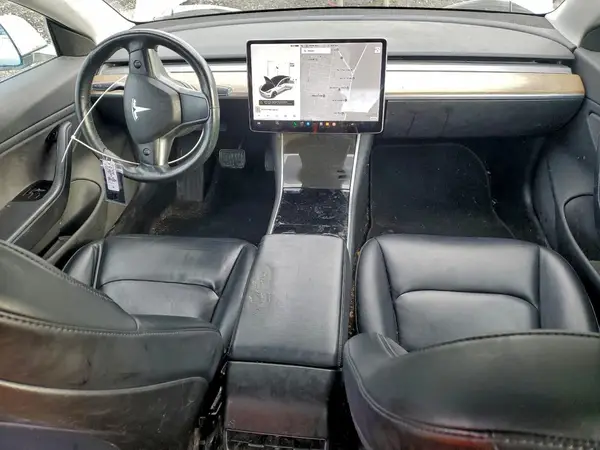 5YJ3E1EB4JF094854 2018 TESLA MODEL 3 - Image 8