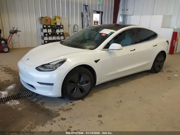 5YJ3E1EB4JF096748 2018 TESLA MODEL 3 - Image 2