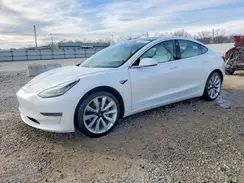 5YJ3E1EB4JF097950 2018 TESLA MODEL 3