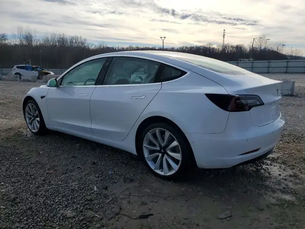 5YJ3E1EB4JF097950 2018 TESLA MODEL 3 - Image 2
