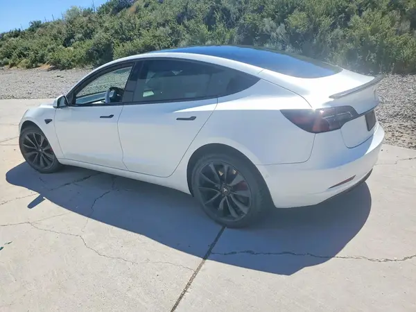 5YJ3E1EB4JF098029 2018 TESLA MODEL 3 - Image 2