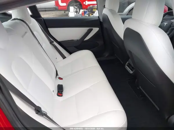 5YJ3E1EB4JF099553 2018 TESLA MODEL 3 - Image 8