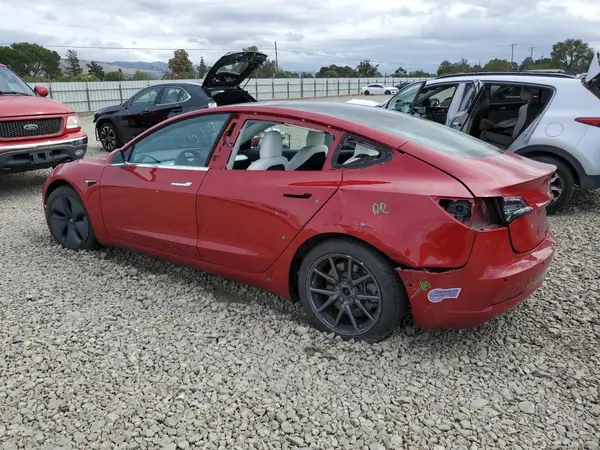 5YJ3E1EB4JF100832 2018 TESLA MODEL 3 - Image 2