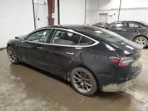 5YJ3E1EB4JF103164 2018 TESLA MODEL 3 - Image 2