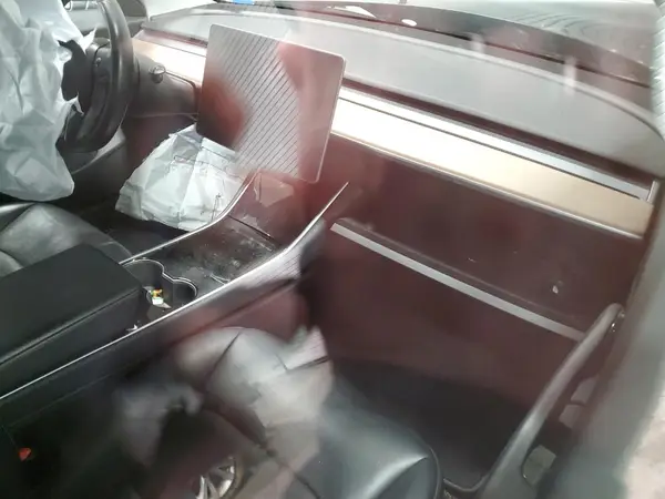 5YJ3E1EB4JF103164 2018 TESLA MODEL 3 - Image 8