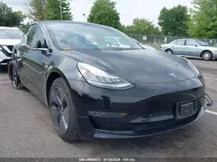 5YJ3E1EB4JF103374 2018 TESLA MODEL 3
