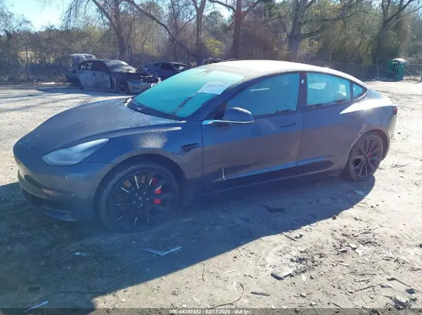 5YJ3E1EB4JF105898 2018 TESLA MODEL 3 - Image 2