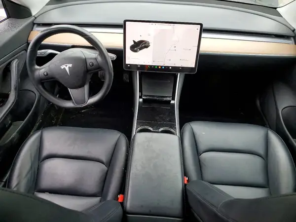 5YJ3E1EB4JF109319 2018 TESLA MODEL 3 - Image 8