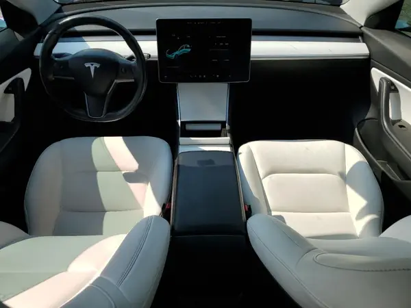 5YJ3E1EB4JF111734 2018 TESLA MODEL 3 - Image 8