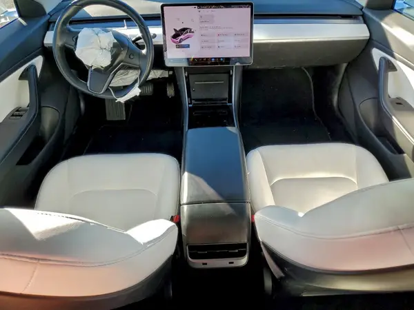 5YJ3E1EB4JF112284 2018 TESLA MODEL 3 - Image 8