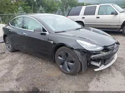 5YJ3E1EB4JF112897 2018 TESLA MODEL 3