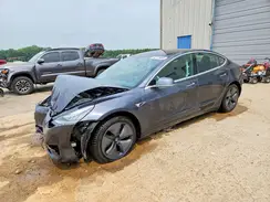 5YJ3E1EB4JF113967 2018 TESLA MODEL 3