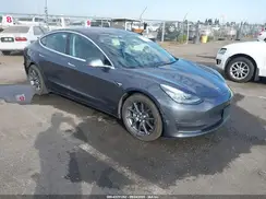 5YJ3E1EB4JF114097 2018 TESLA MODEL 3