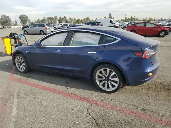 5YJ3E1EB4JF115962 2018 TESLA MODEL 3 - Image 2