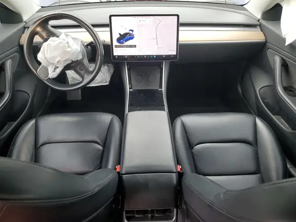 5YJ3E1EB4JF115962 2018 TESLA MODEL 3 - Image 8