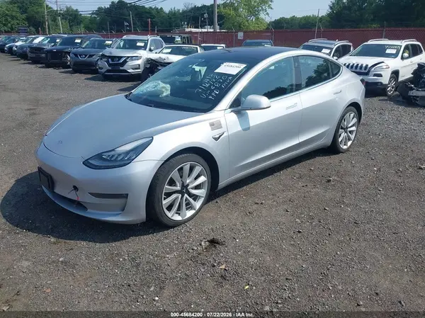 5YJ3E1EB4JF116870 2018 TESLA MODEL 3 - Image 2