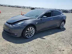 5YJ3E1EB4JF121101 2018 TESLA MODEL 3