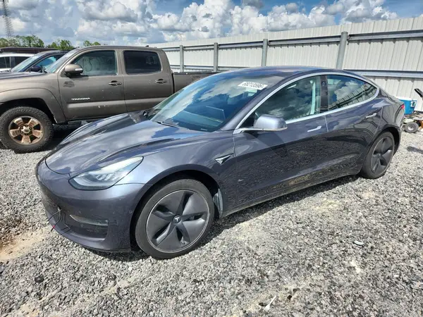 5YJ3E1EB4JF128551 2018 TESLA MODEL 3 - Image 1