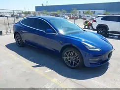 5YJ3E1EB4JF131076 2018 TESLA MODEL 3