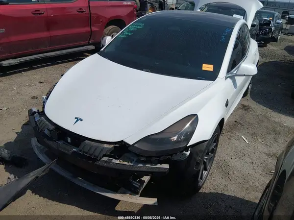 5YJ3E1EB4JF131126 2018 TESLA MODEL 3 - Image 2