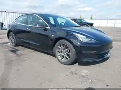 5YJ3E1EB4JF144264 2018 TESLA MODEL 3