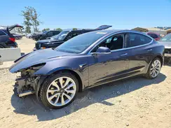 5YJ3E1EB4JF145382 2018 TESLA MODEL 3