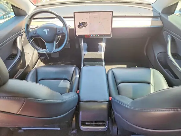 5YJ3E1EB4JF145382 2018 TESLA MODEL 3 - Image 8